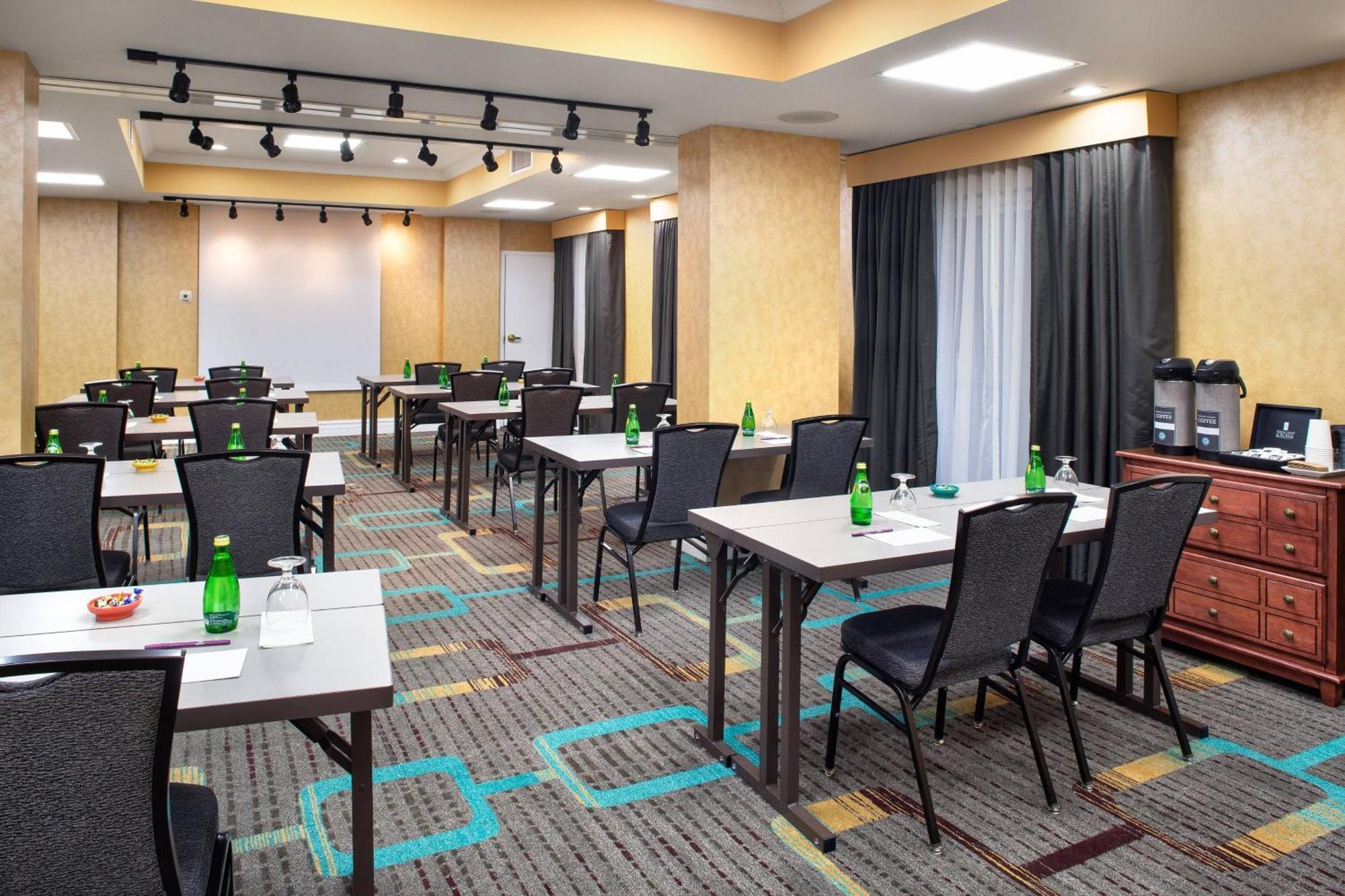 Residence Inn By Marriott Halifax Downtown Екстер'єр фото